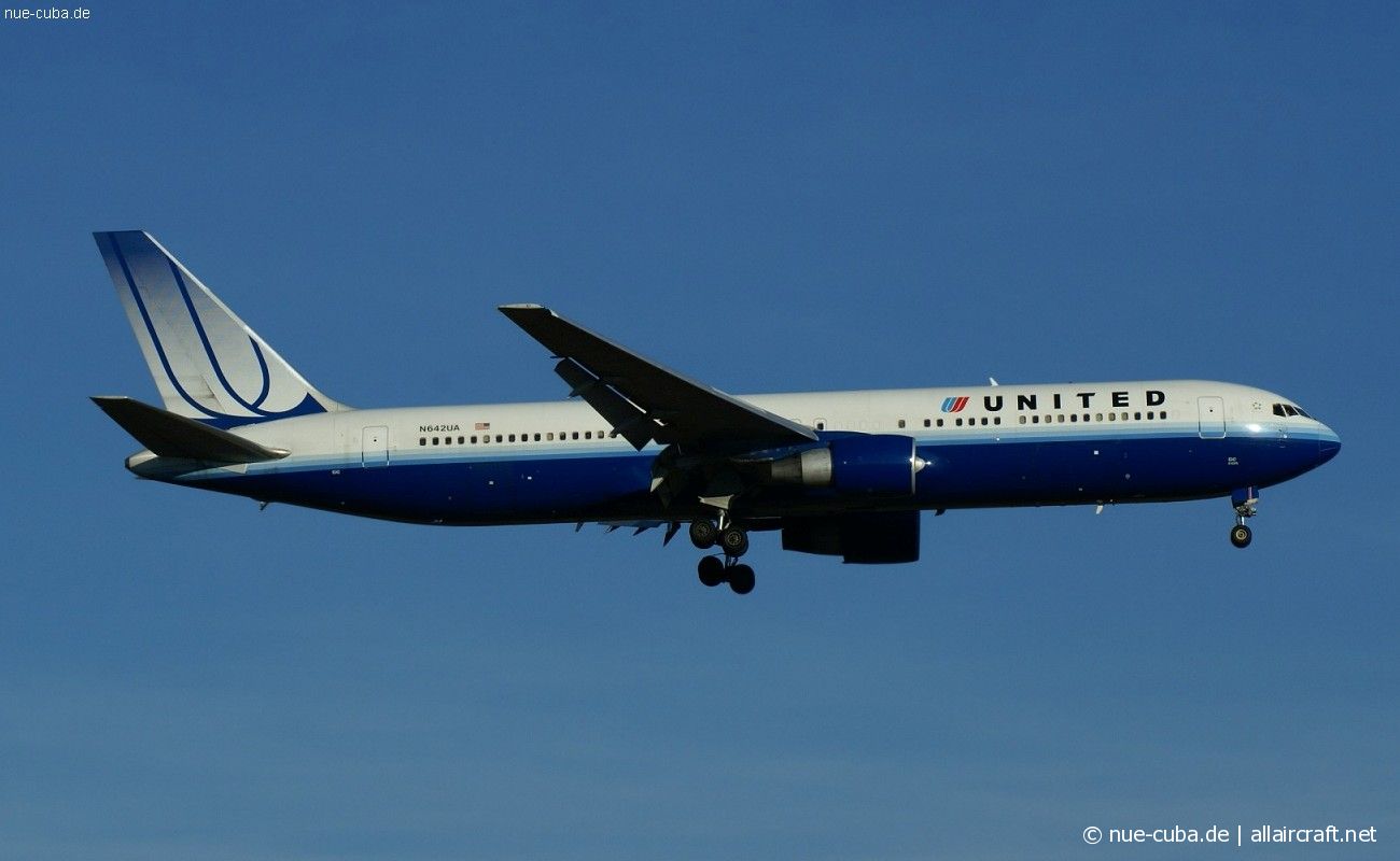N642UA (25092) 1991 Boeing 767-322(ER)