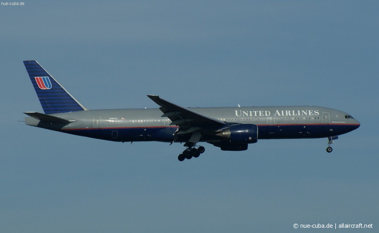 N787UA (26939) 1996 Boeing 777-222(ER)
