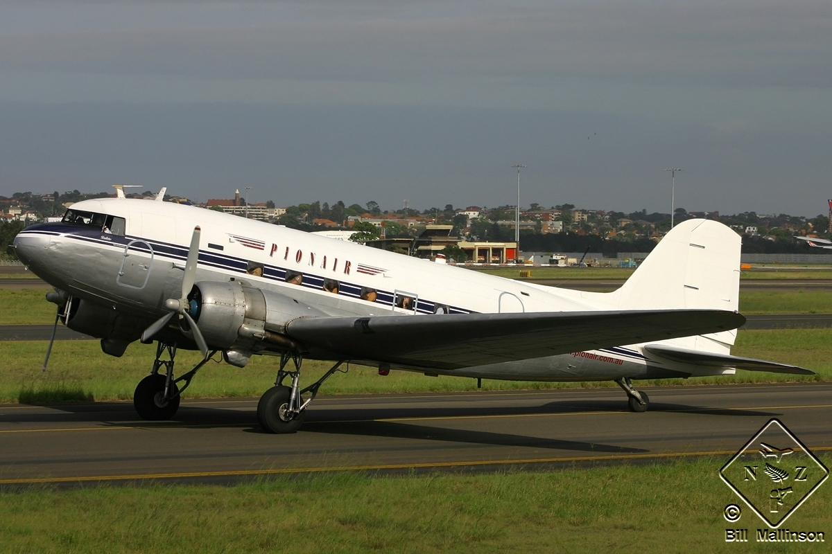 ZK-AMS (9286) 1943 Douglas DC-3(C)
