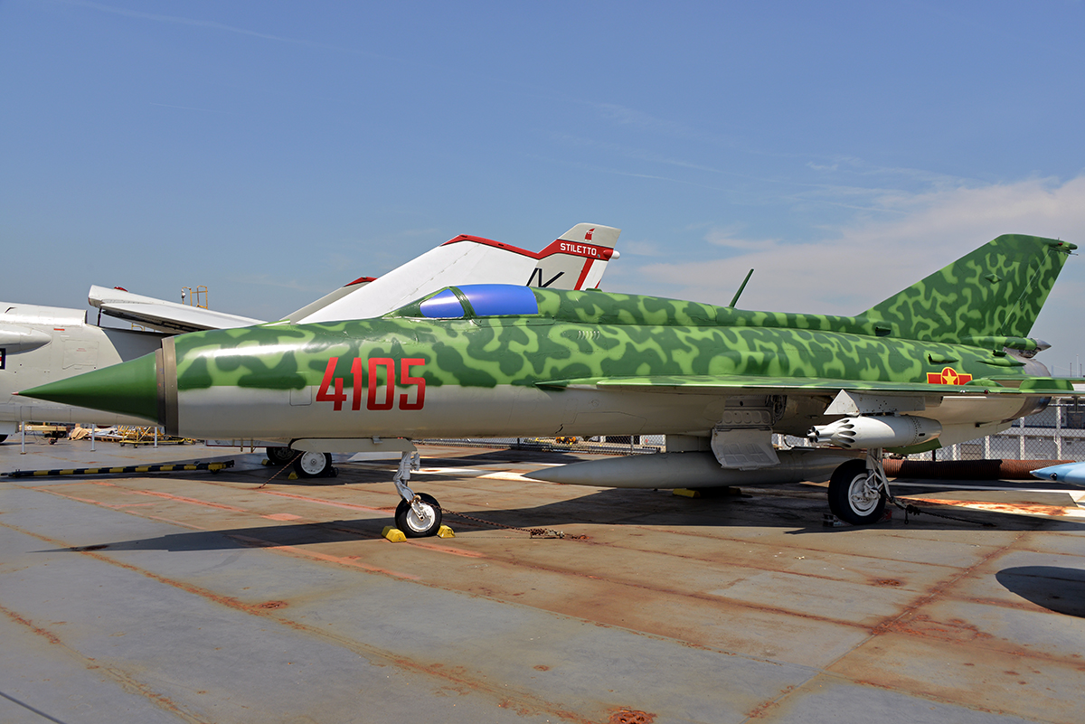 4105 (94A4105) Mikoyan-Gurevich MiG-21