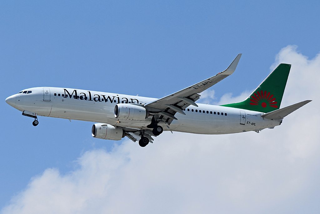 ET-APL (40965) 2012 Boeing 737-860WL