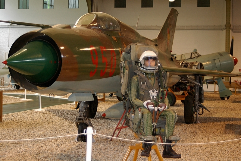 950 (761402) 1965 Mikoyan-Gurevich MiG-21PF
