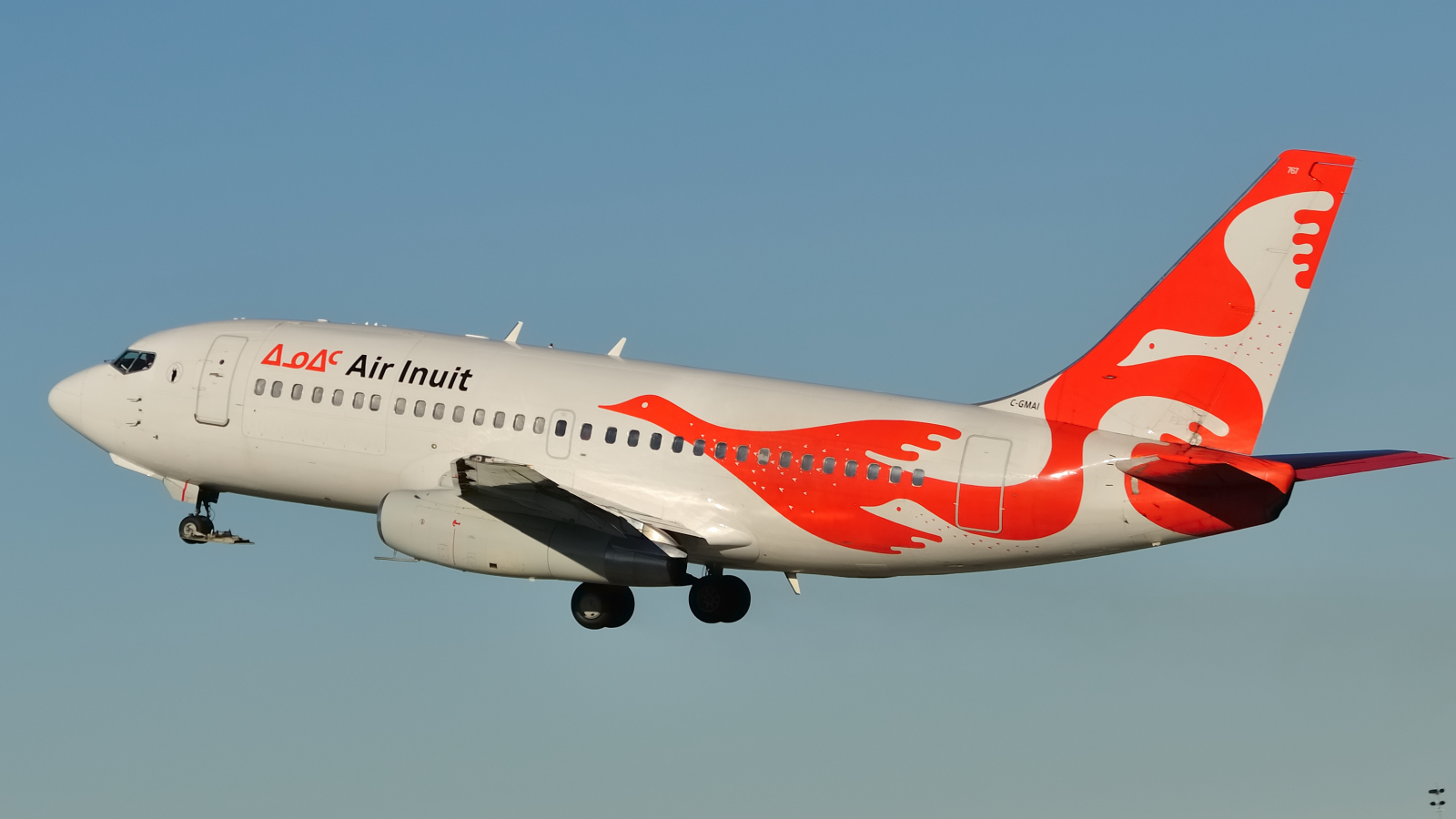 C-GMAI (cn 21467) Boeing-737-2Q2
