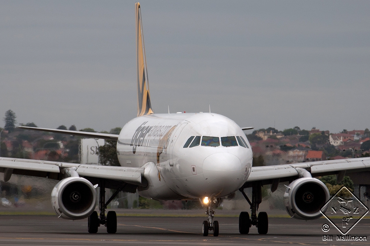 VH-VNJ (2982) 2006 Airbus A320-232