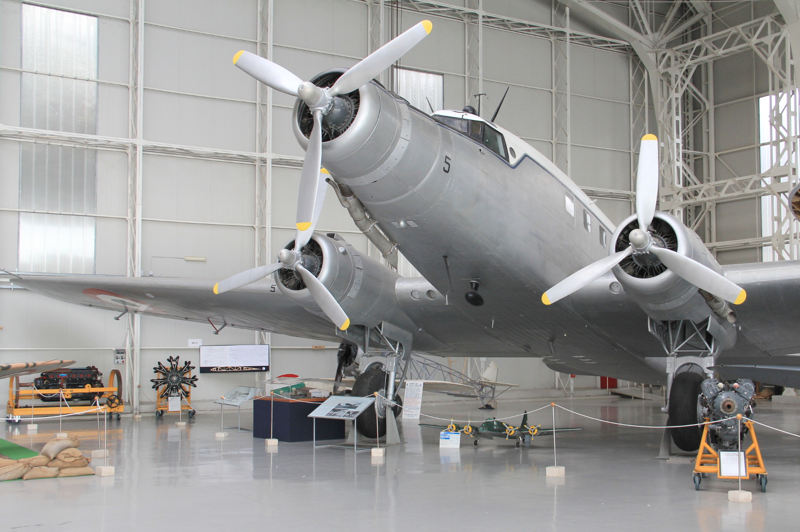 MM61804 / 142-5 (19) Fiat G-212AV