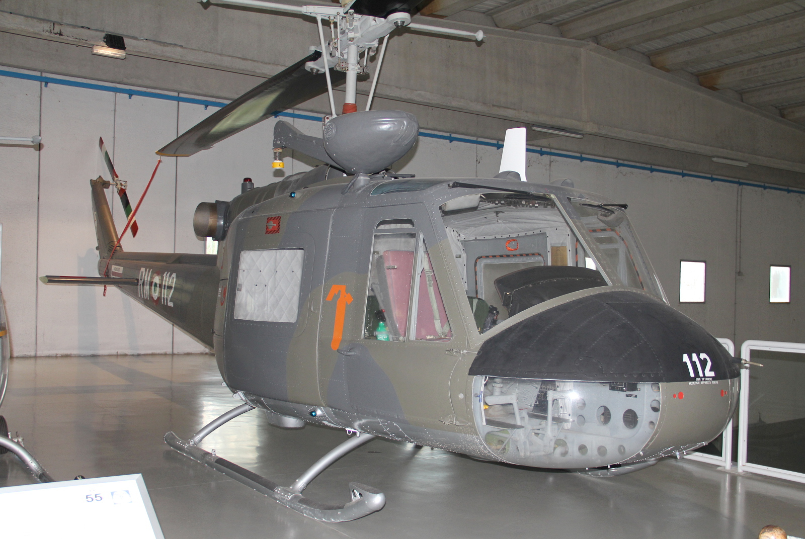 MM80357 / RM-112 Agusta AB-204B