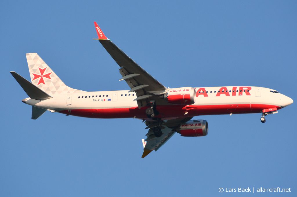 9H-VUB (65877) 2021 Boeing 737-8200 MAX