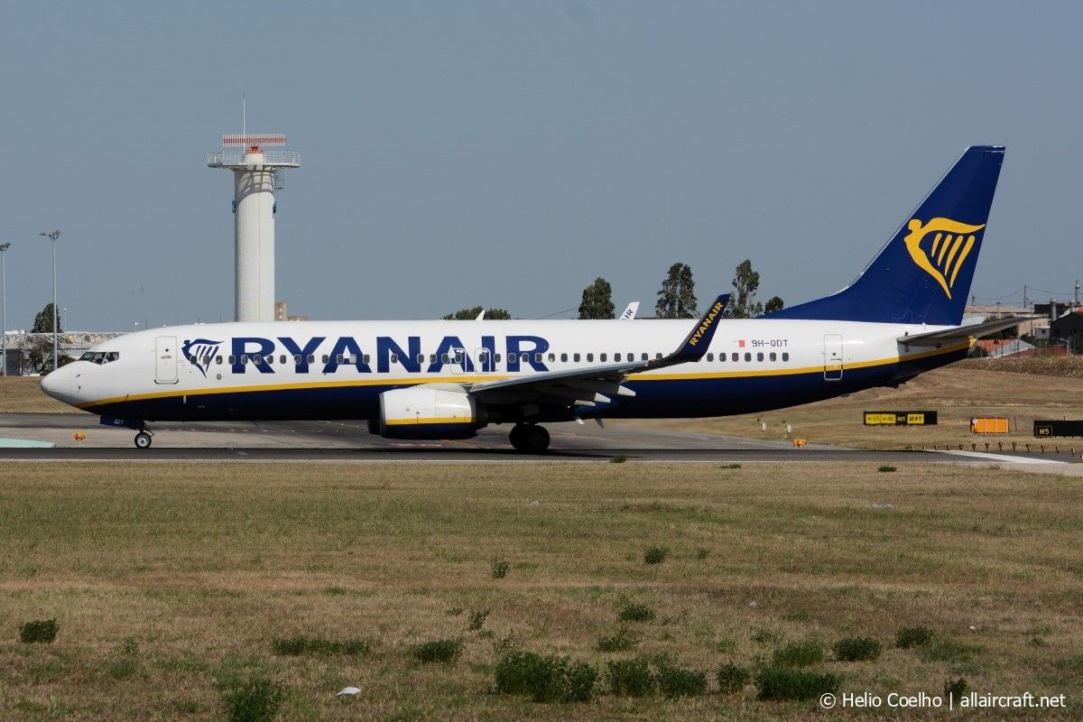 9H-QDT (44769) 2017 Boeing 737-8AS(WL)