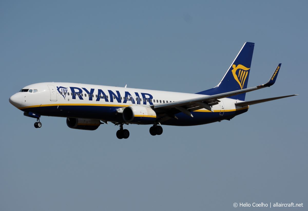 9H-QBM (44708) 2015 Boeing 737-8AS(WL)