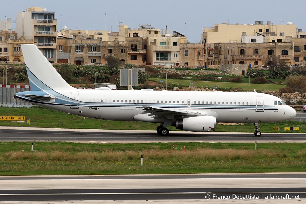 A7-MBK (4170) 2010 Airbus A320-232 CJ Prestige