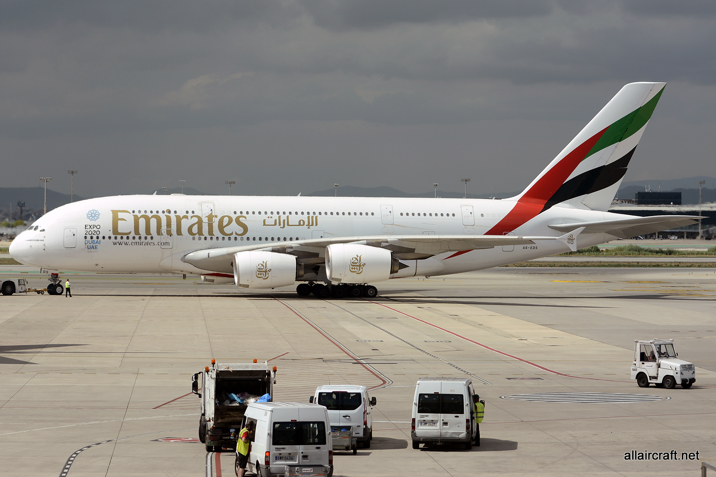 A6-EDS (086) 2011 Airbus A380-861