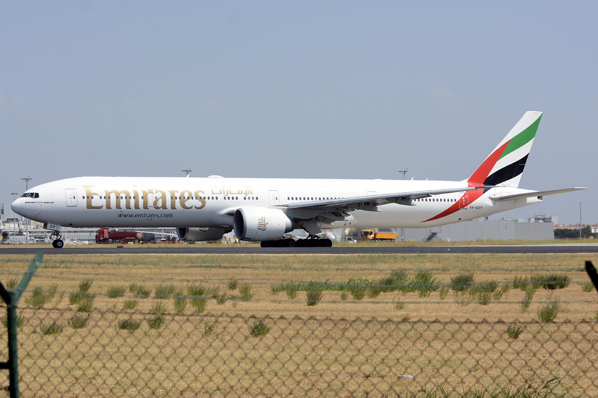 A6-EGP (35559) 2012 Boeing 777-31H(ER)