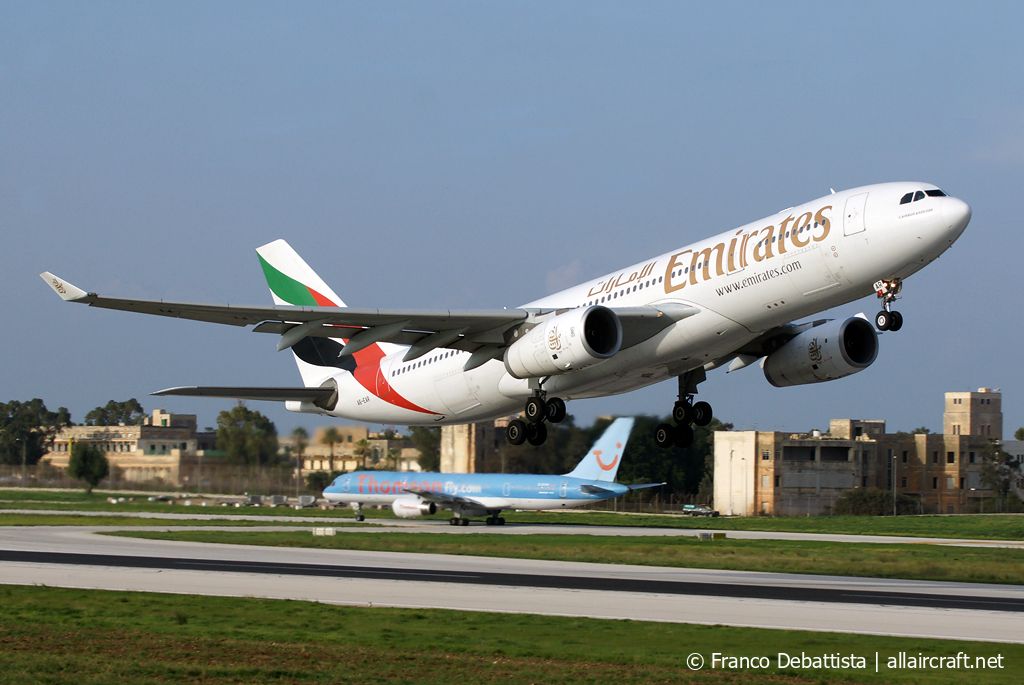 A6-EAR (536) 2003 Airbus A330-243