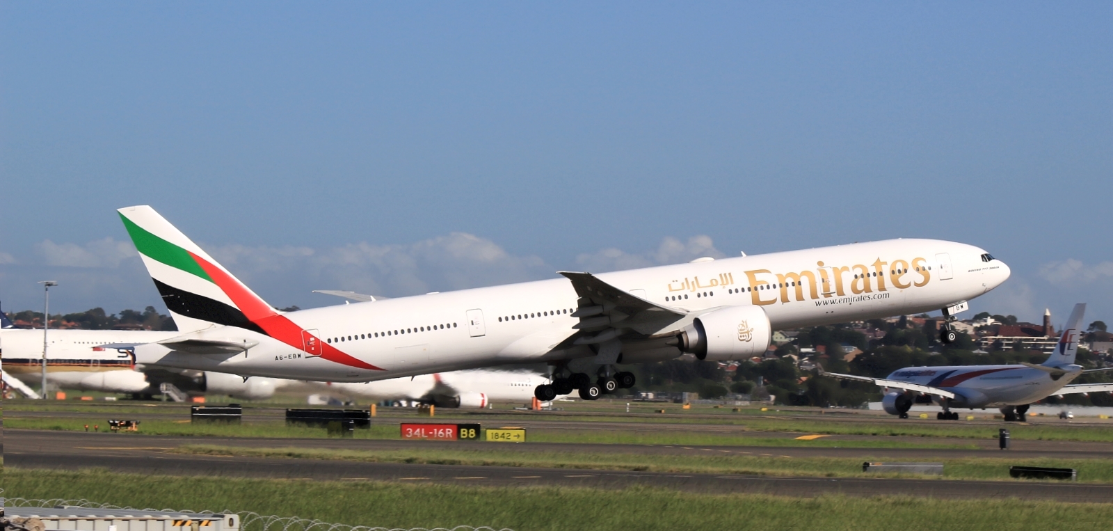 A6-EBW (32793) 2006 Boeing 777-36N(ER)