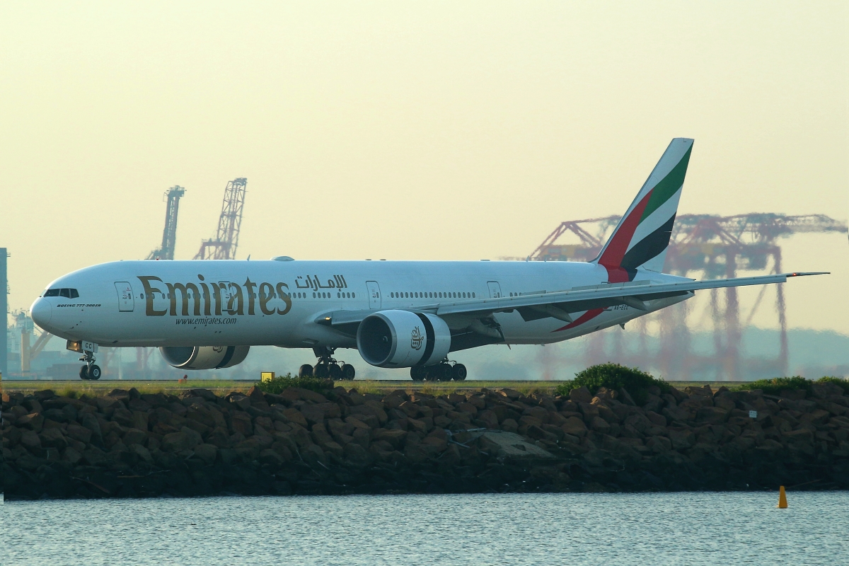 A6-ECC (33865) 2007 Boeing 777-36N(ER)