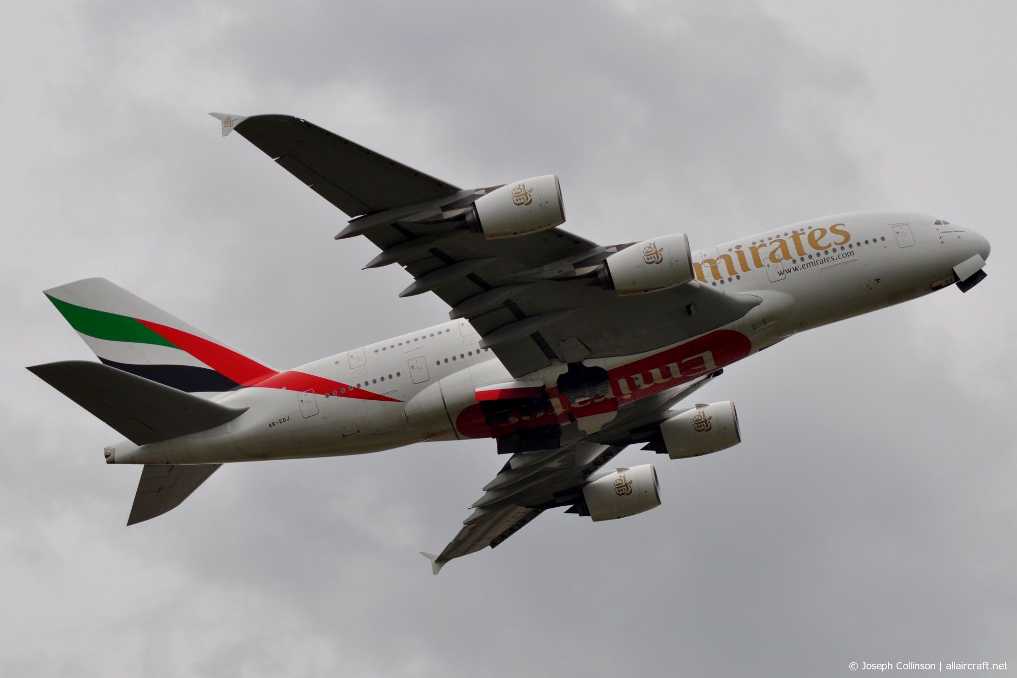 A6-EDJ (009) 2006 Airbus A380-861