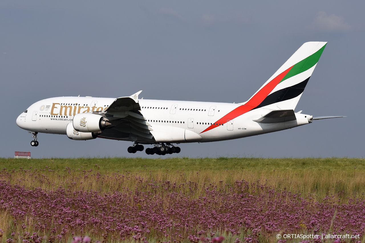 A6-EDW (103) 2012 Airbus A380-861