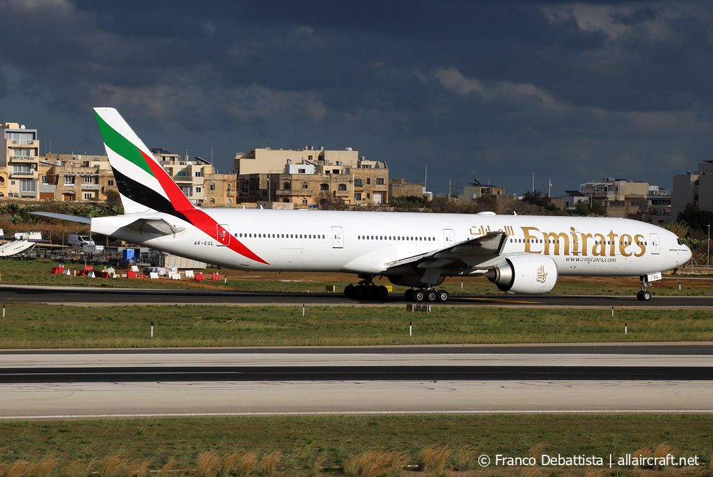 A6-EGL (41072) 2011 Boeing 777-31H(ER)