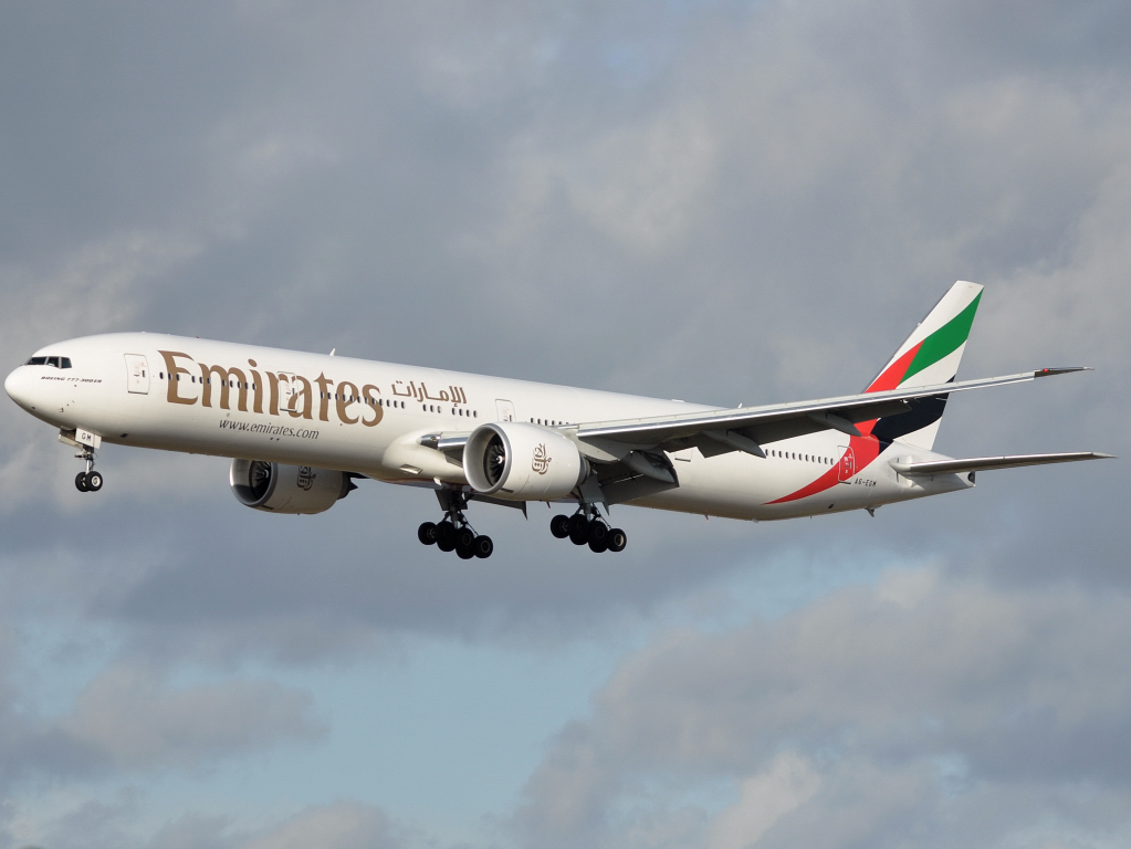 A6-EGM (41073) 2012 Boeing 777-31H(ER)