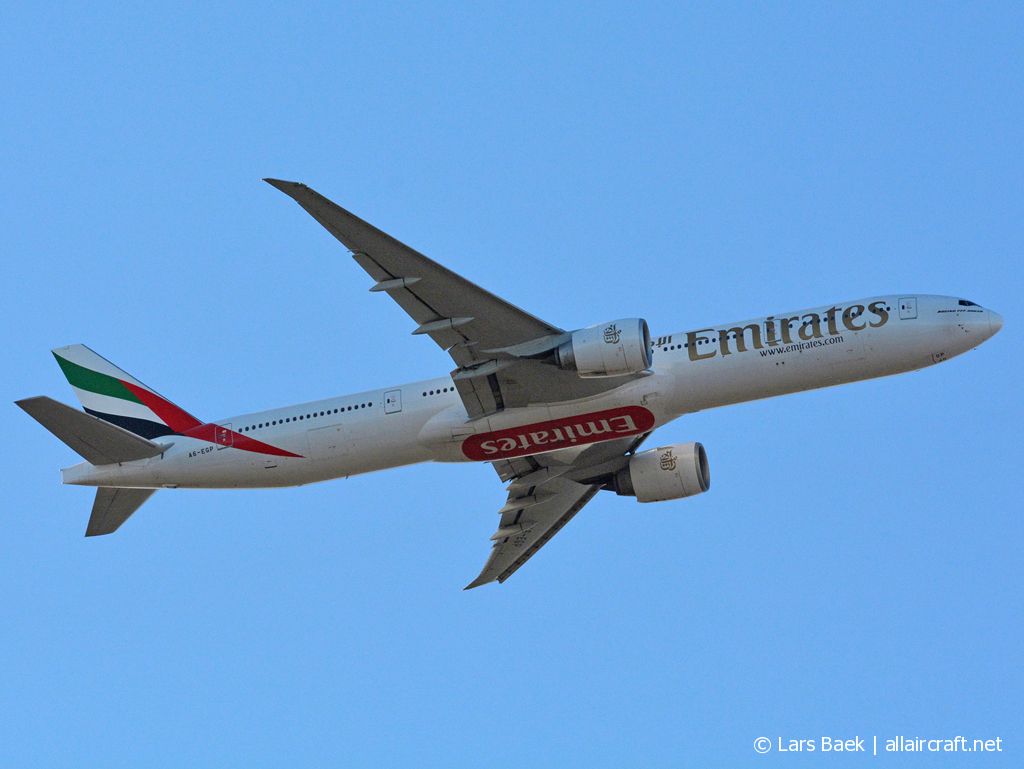 A6-EPG · Boeing 777-31H(ER) · (CPH / EKCH)