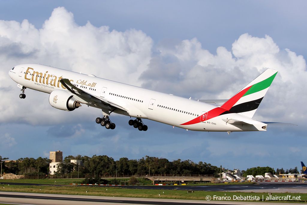 A6-ENG (35604) 2013 Boeing 777-31H(ER)