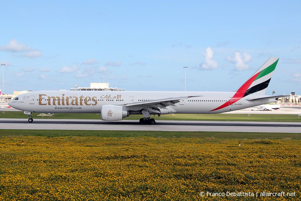 A6-EPB (42321) 2015 Boeing 777-31H ER