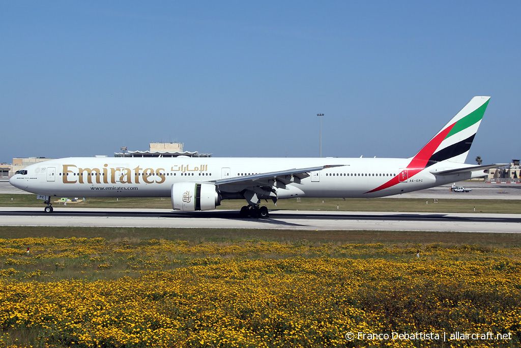 A6-EPC (42322) 2015 Boeing 777-31H(ER)