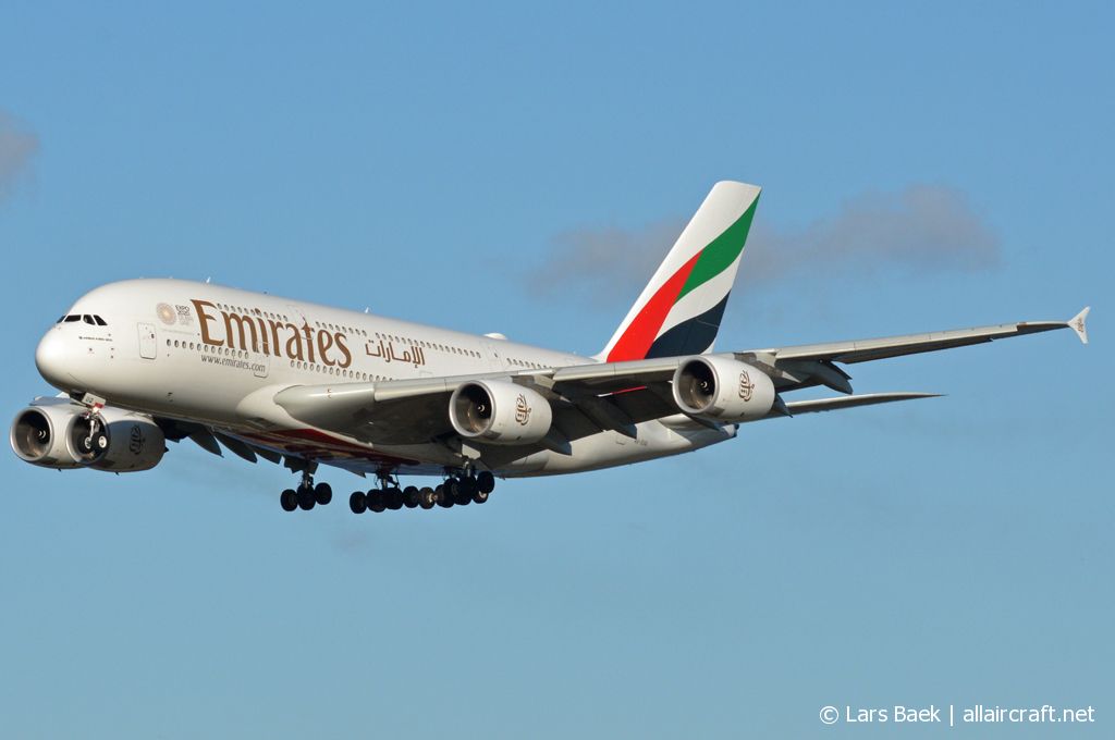 A6-EUQ (229) 2016 Airbus A380-842