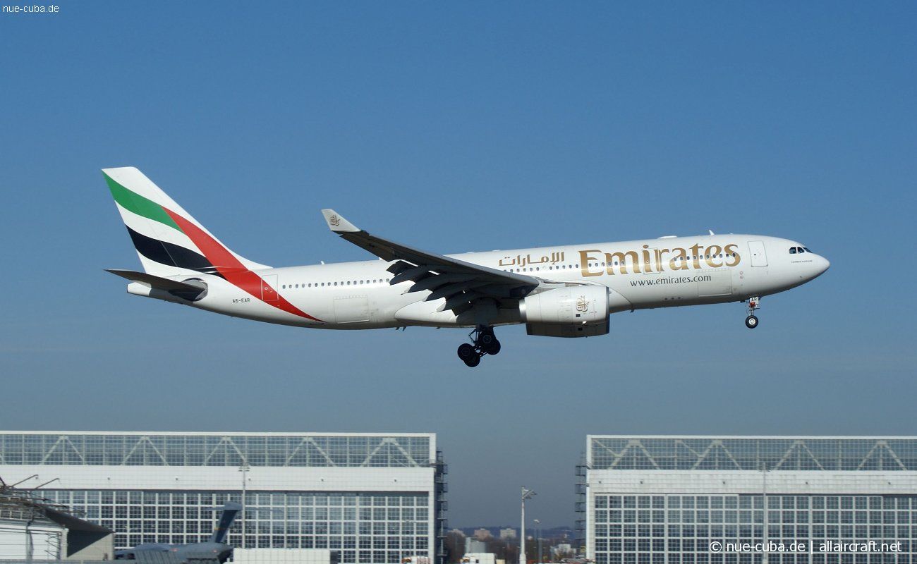 A6-EAR (536) 2003 Airbus A330-243