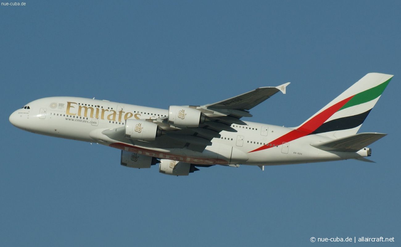 A6-EDS (086) 2011 Airbus A380-861