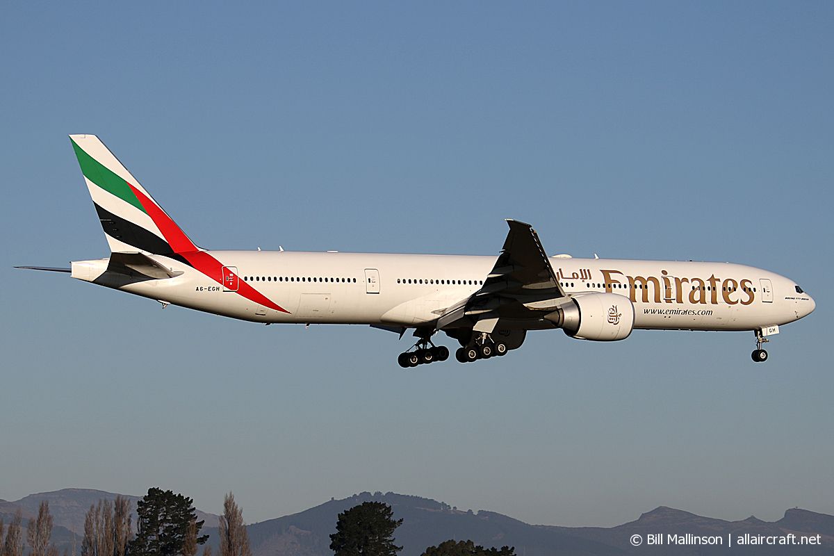 A6-EGH (35585) 2011 Boeing 777-31H(ER)
