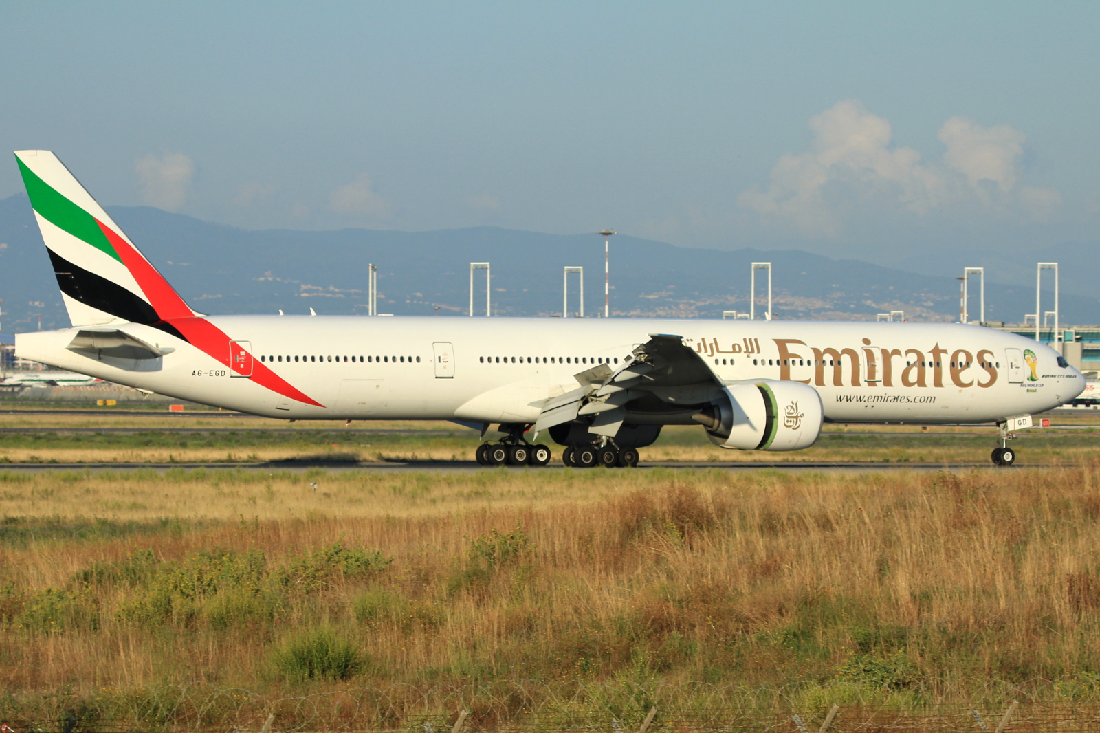 A6-EGD (38988) 2011 Boeing 777-31H ER