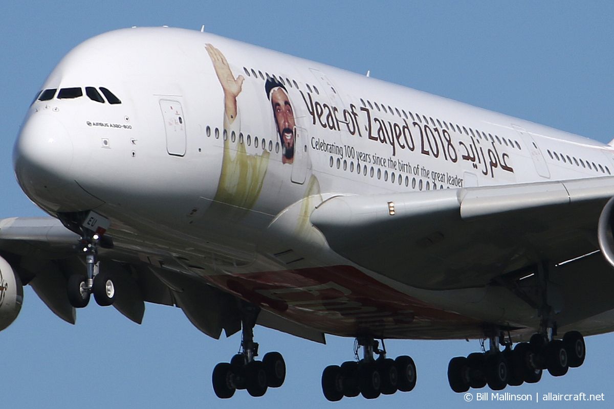 A6-EEU (147) 2013 Airbus A380-861