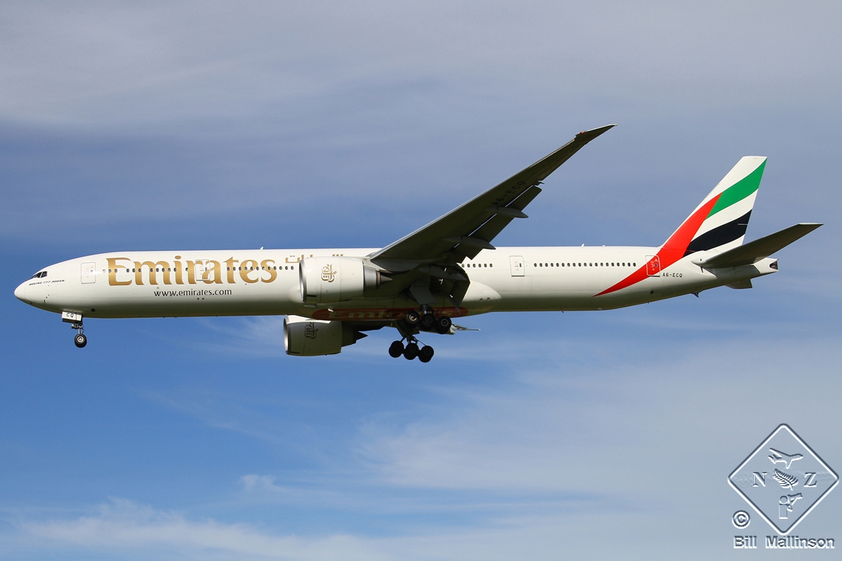 A6-ECQ (35588) 2009 Boeing 777-31H(ER)