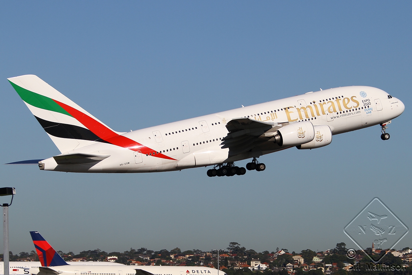 A6-EDM (042) 2010 Airbus A380-861
