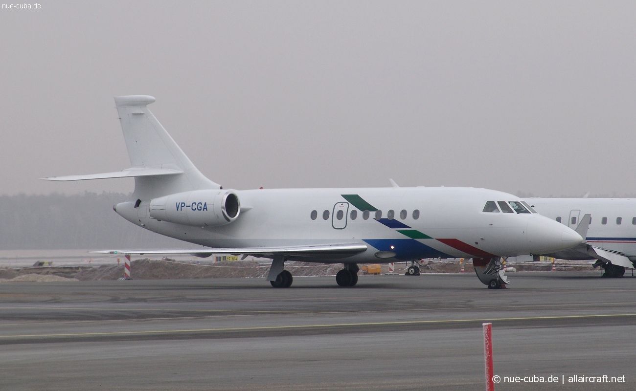 VP-CGA (100) 1999 Dassault Falcon 2000