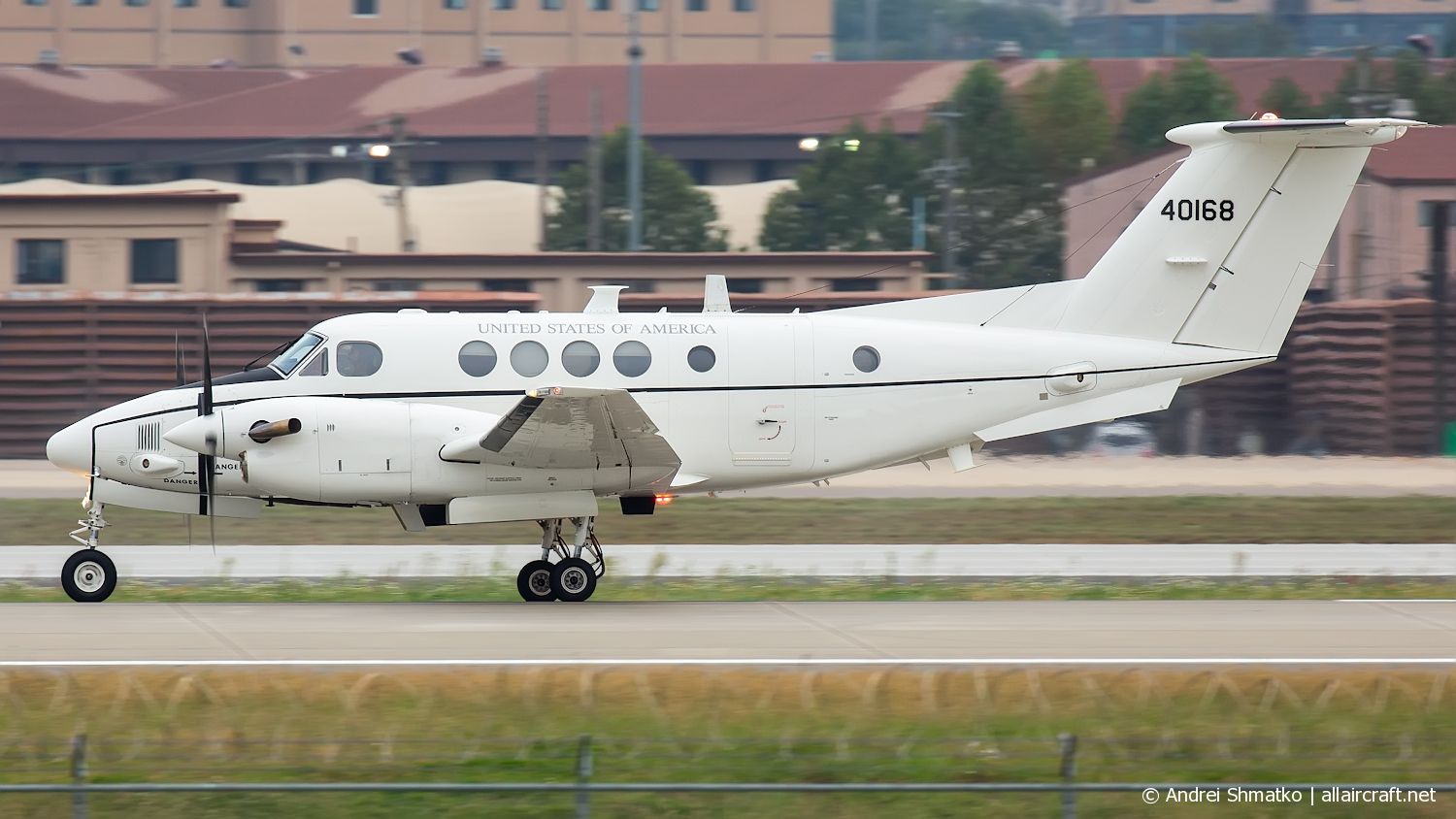 84-0168 (BL-98) 1984 Beechcraft C-12F Huron