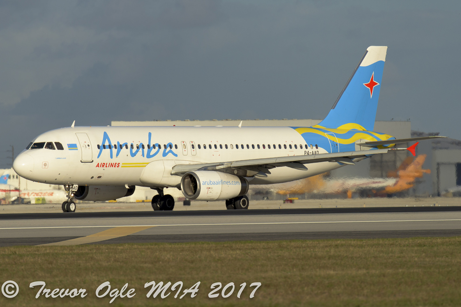 P4-AAD (cn 805) Airbus A320-232