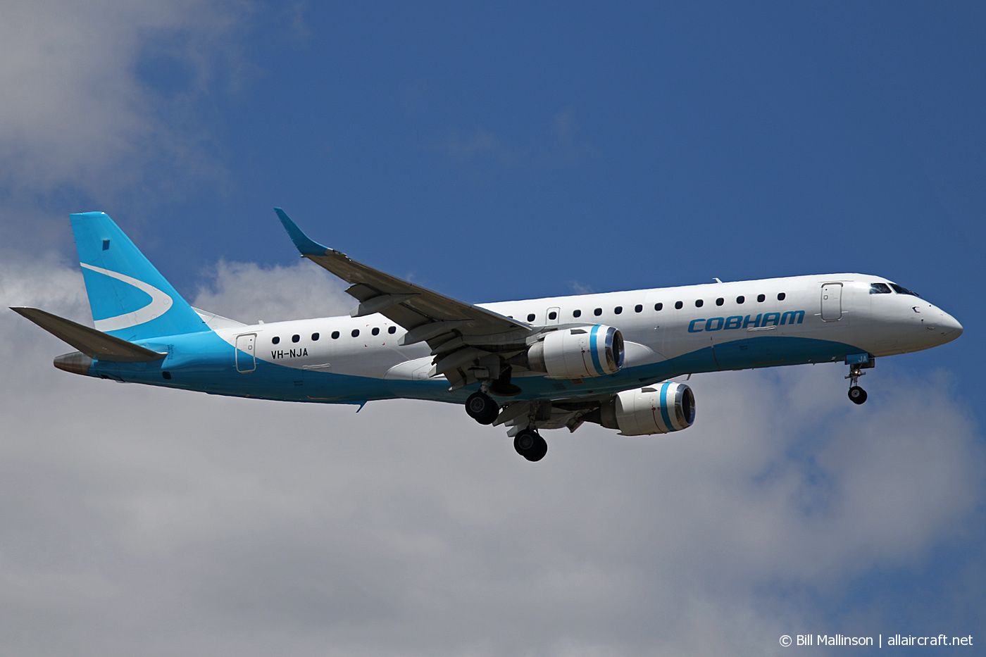 VH-NJA (19000404) Embraer 190-100LR