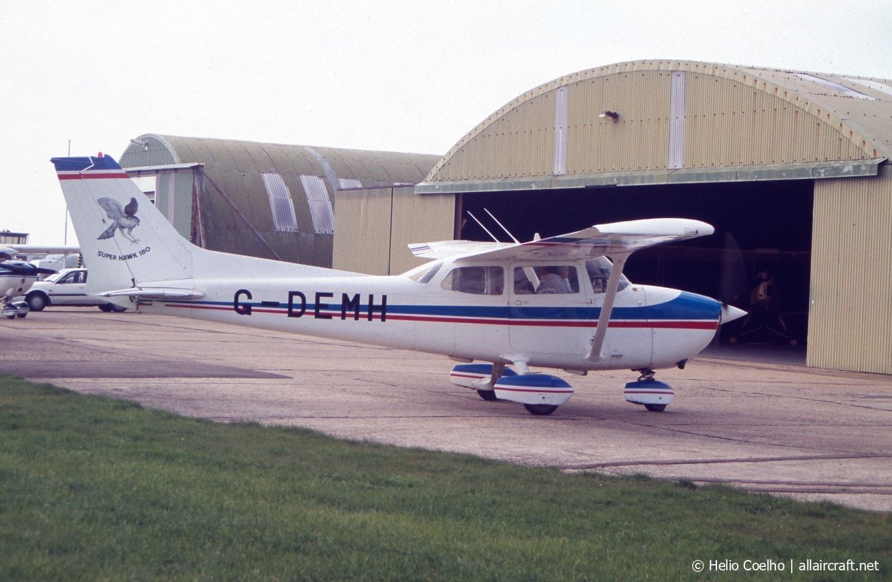 G-DEMH (1137) 1974 Reims F172M Skyhawk