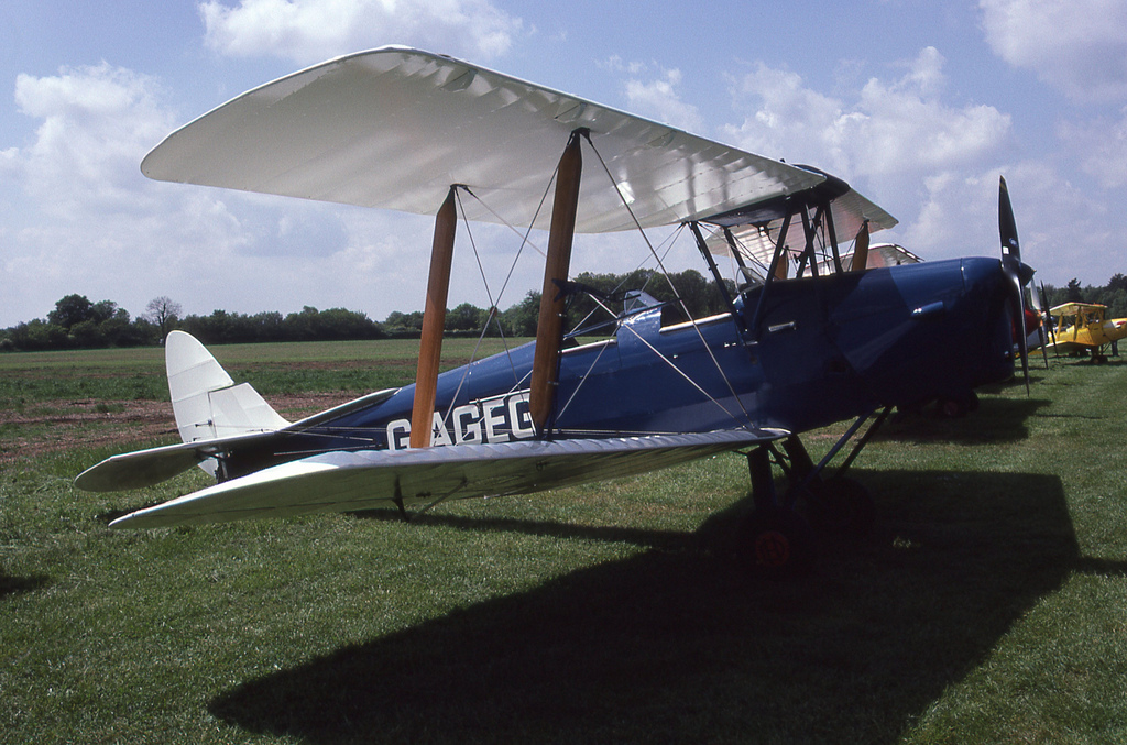 G-AGEG (82710) 1940 De Havilland DH-82A Tiger Moth II
