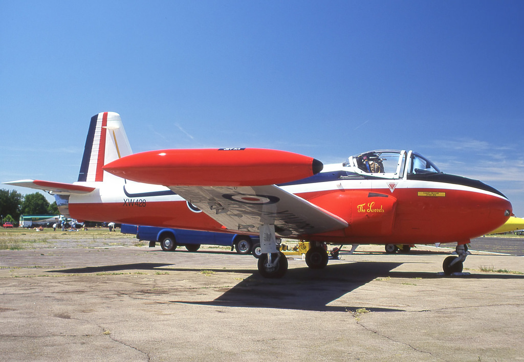 G-TOMG · Hunting Jet Provost T4 · (BQH / EGKB)