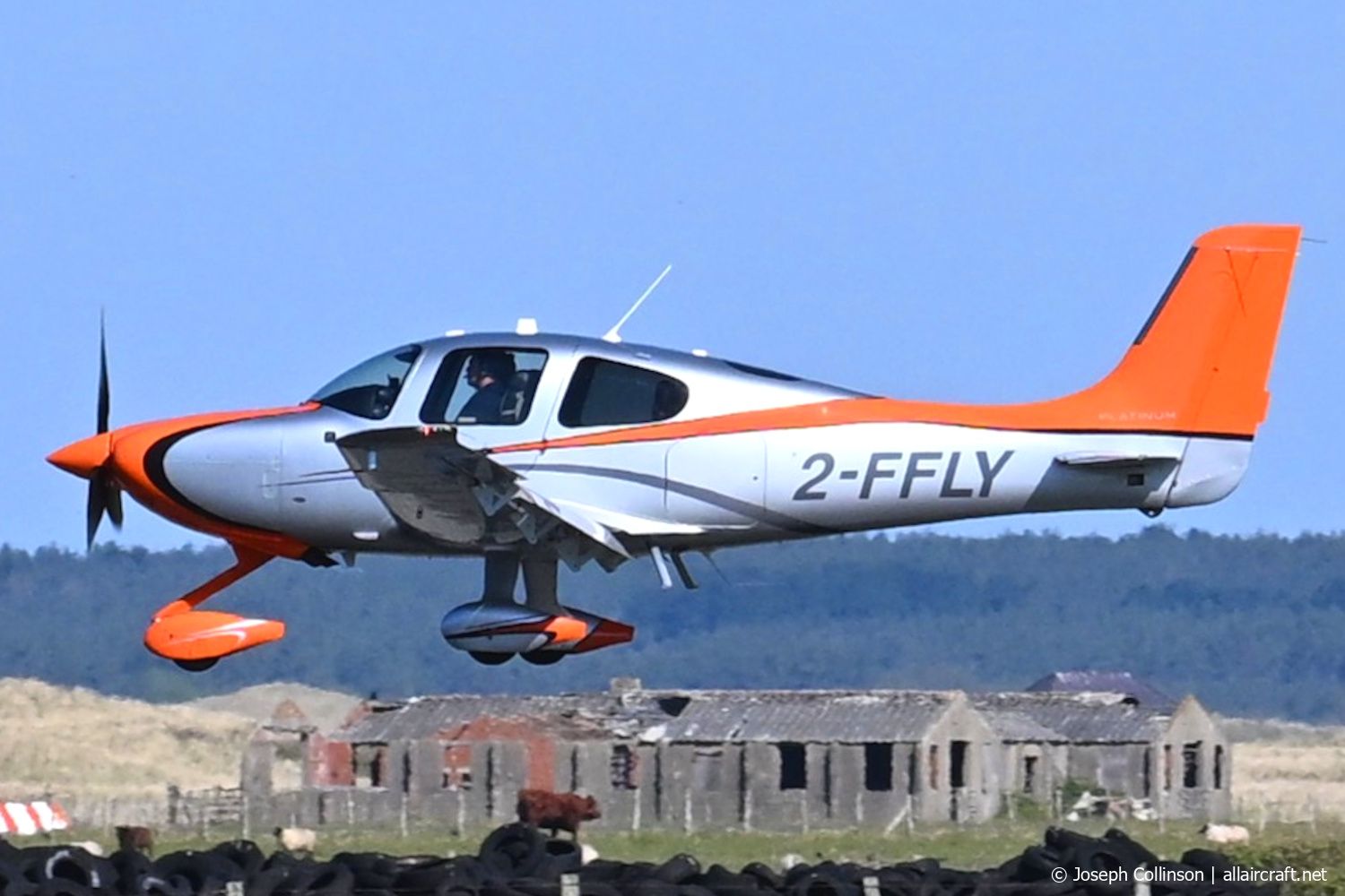 2-FFLY (1186) 2015 Cirrus SR-22T
