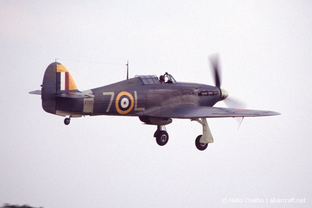 G-BKTH / Z7015 1939 Hawker Sea Hurricane Mk1B