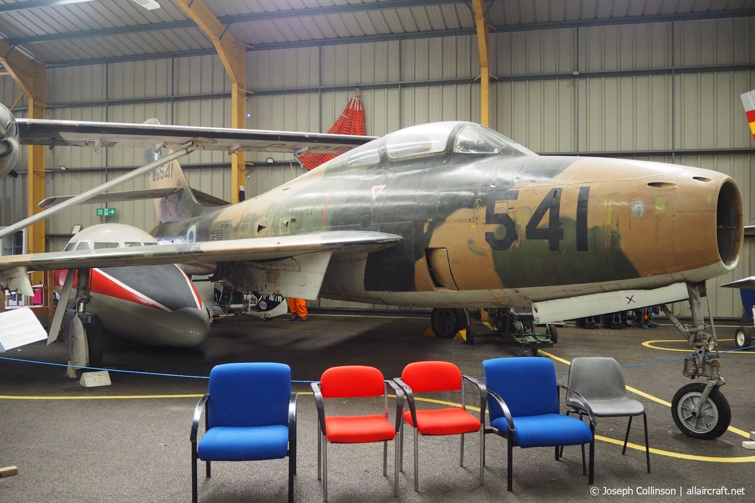 26541 1952 Republic F-84F Thunderstreak