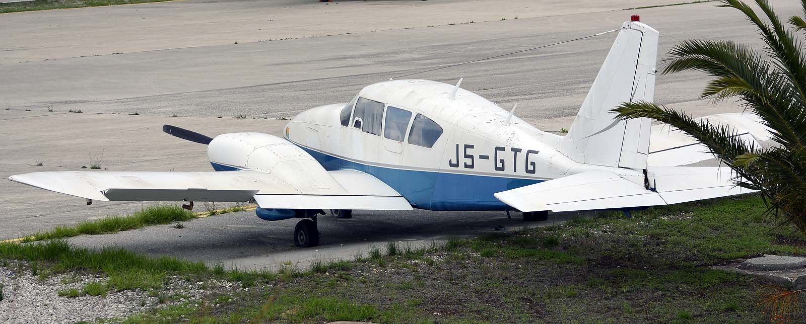 J5-GTG (27-4583) 1971 Piper PA-23-250 Aztec E