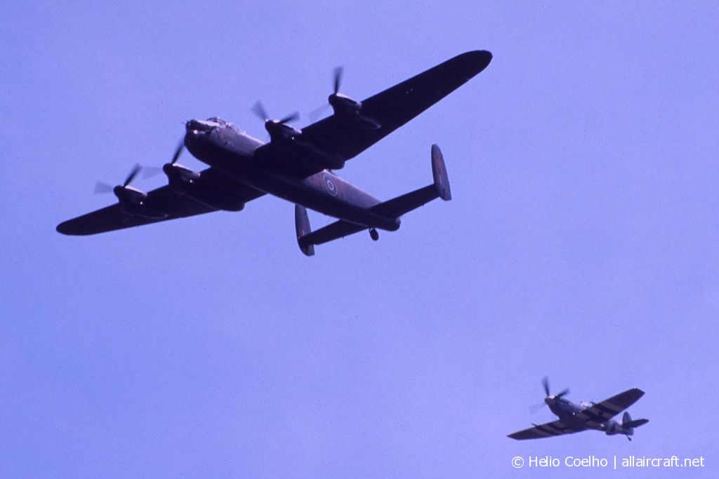PA474 / QR-M 1945 Avro 683 Lancaster B1