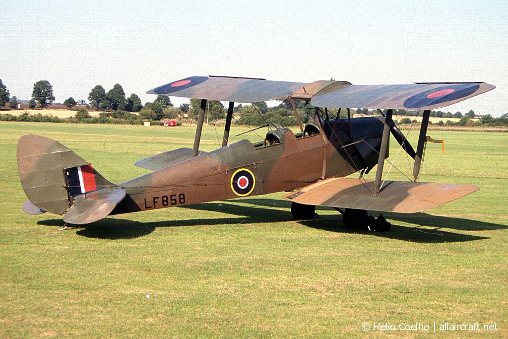 G-BLUZ / LF858 1944 DeHavilland DH.82B Queen Bee