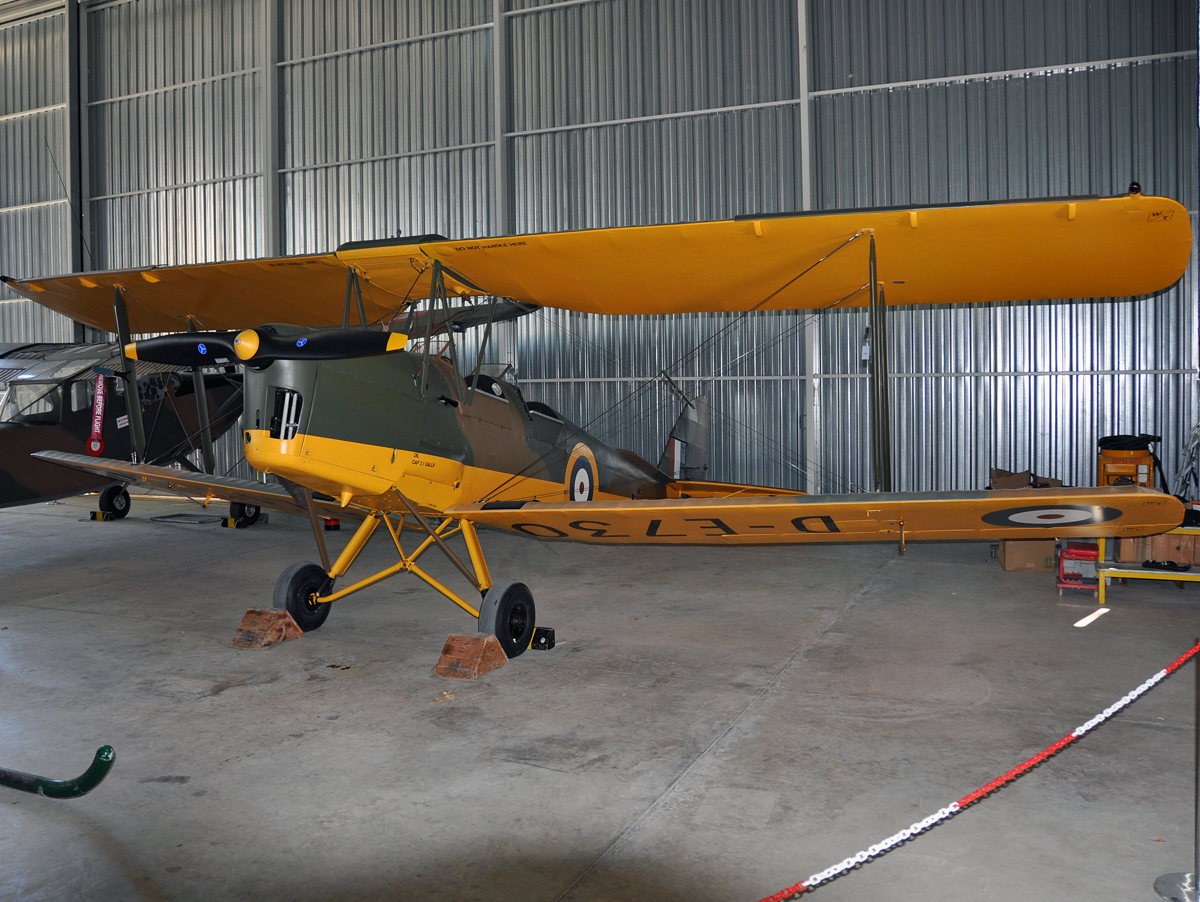 9H-RAF (3737) 1942 DeHavilland DH-82A Tiger Moth