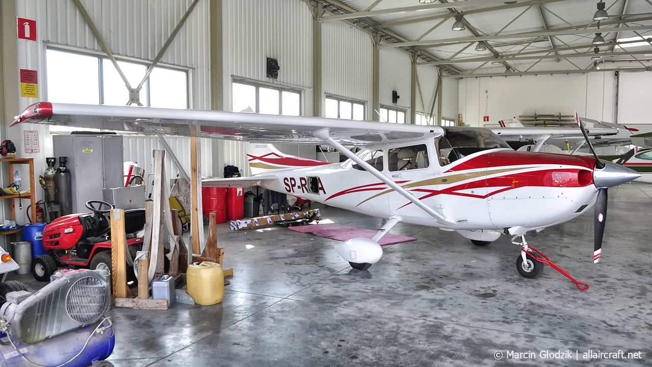 SP-RAA (18281958) Cessna 182T Skylane
